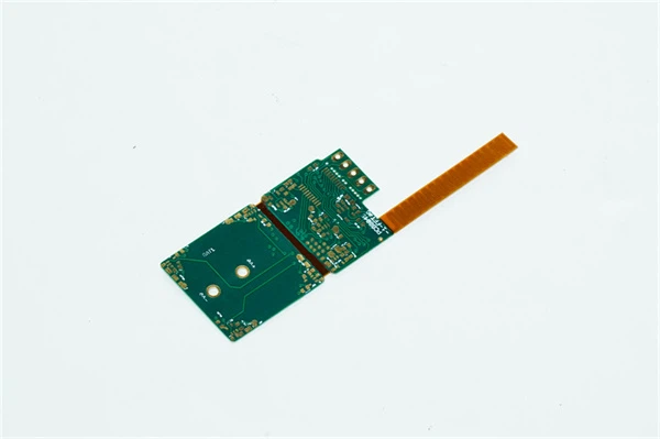 다층 강성 - 플렉스 인쇄 회로 보드